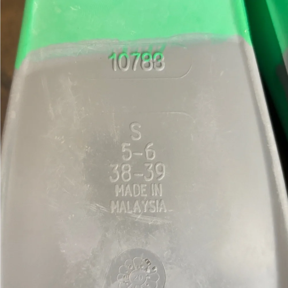 Speedo Aqua and Gray Swim Fins - Picture 6 of 7